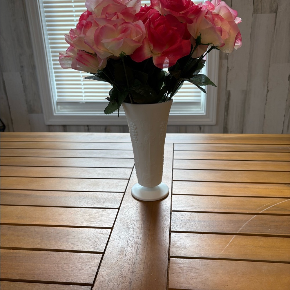 Indiana Glass Company Milk Glass 8 Inch Flower Vase